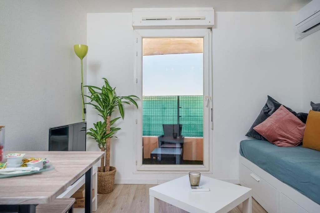 Appartement Climatise Avec Terrasse Tout Equipe A 5Min De La Gare St Charles Marsilia Exterior foto